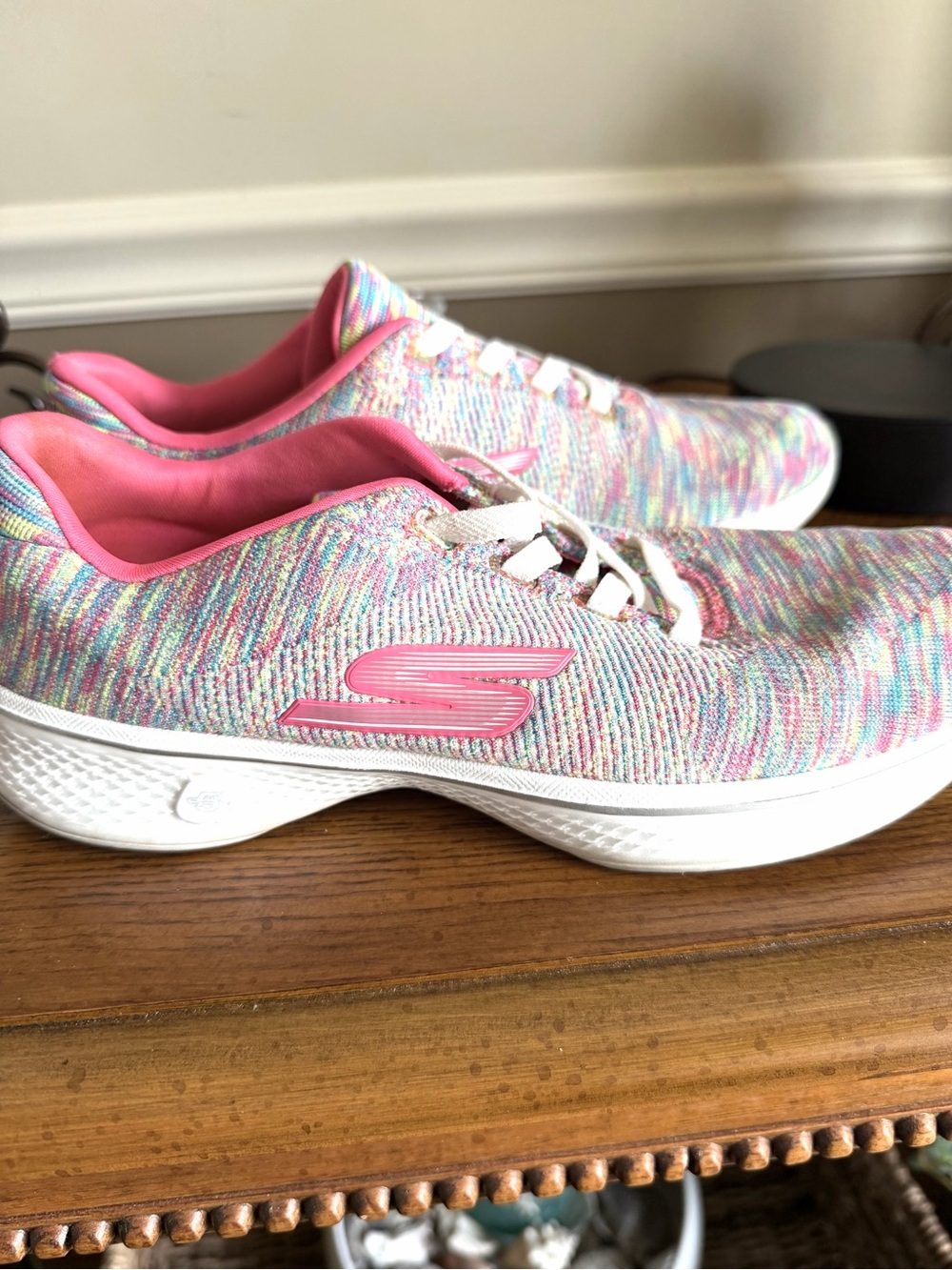 Skechers Sz 9 Go Walk 4 Cherish sneakers knit upper in space-dye pastels - Picture 4 of 9